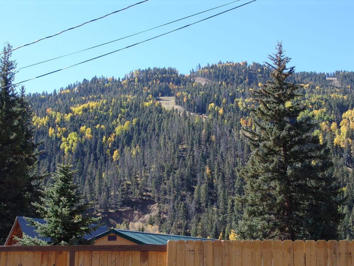 Deer Lodge Ред Ривър Екстериор снимка